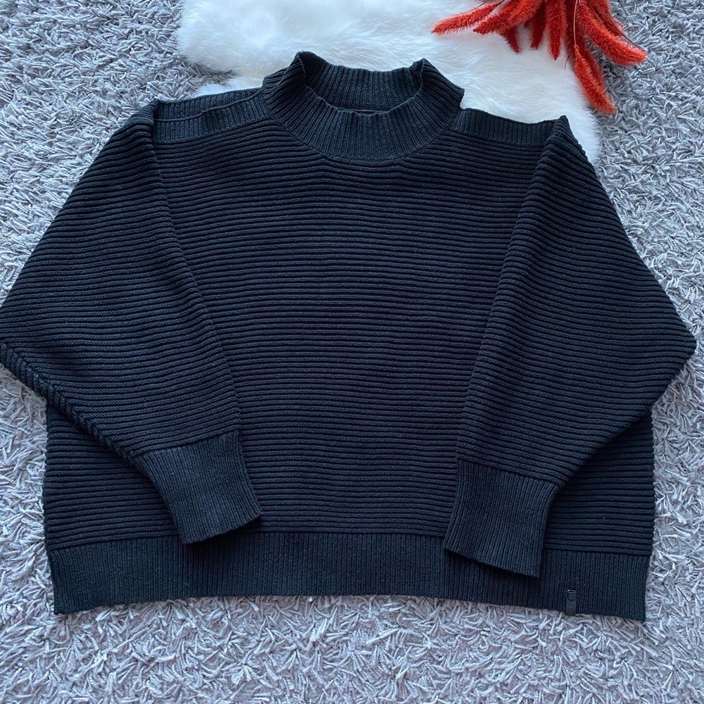 RUDSAK Black Ribbed Turtleneck Sweater